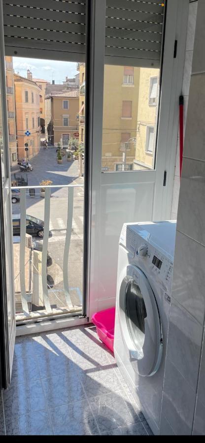 Appartamento Centralissimo Elegante Terni Bagian luar foto