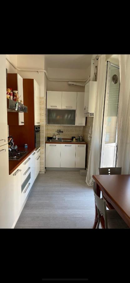 Appartamento Centralissimo Elegante Terni Bagian luar foto